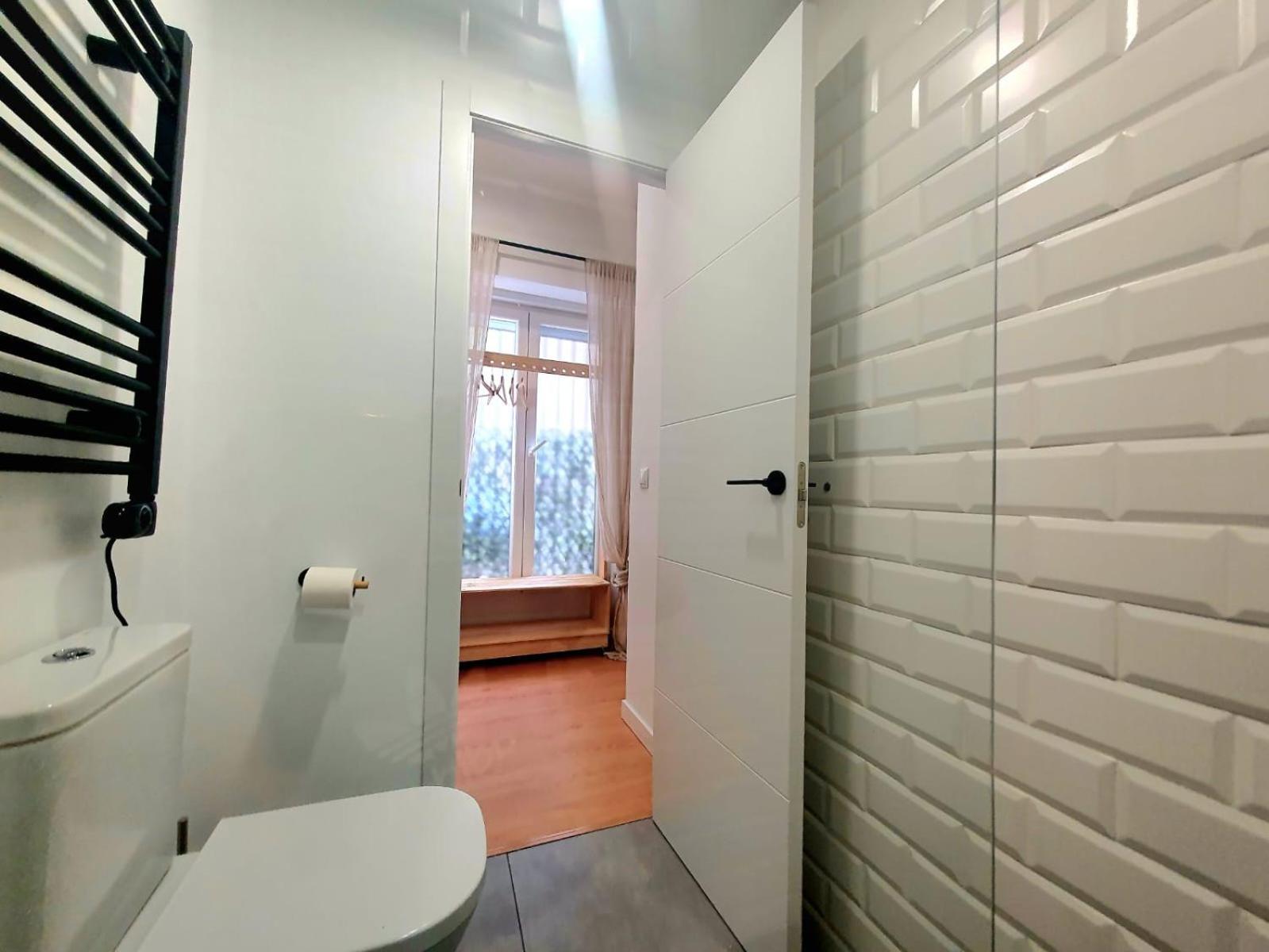 Rentadore Atocha Suites مدريد المظهر الخارجي الصورة